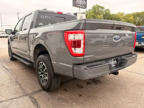 More photos of 2021 Ford F-150 SuperCrew Cab Lariat Pickup 4D 5 1/2 ft at Tailgate Motor Co. (Fremont North), NE