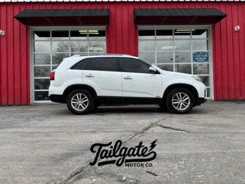 White 2015 Kia Sorento LX Sport Utility 4D for sale in Fremont, NE