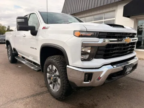 Photos of 2024 Chevrolet Silverado 2500 HD Crew Cab LT Pickup 4D 6 1/2 ft for sale in Fremont, NE at Tailgate Motor Co. (Fremont North)