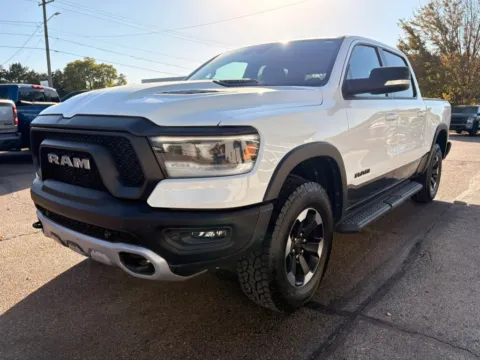 More photos of 2022 Ram 1500 Crew Cab Rebel Pickup 4D 5 1/2 ft at Tailgate Motor Co. (Fremont North), NE