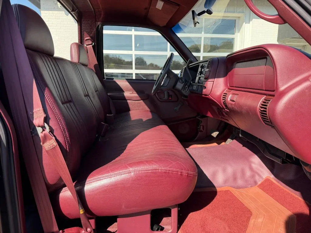 Chevrolet 1500 photo 11