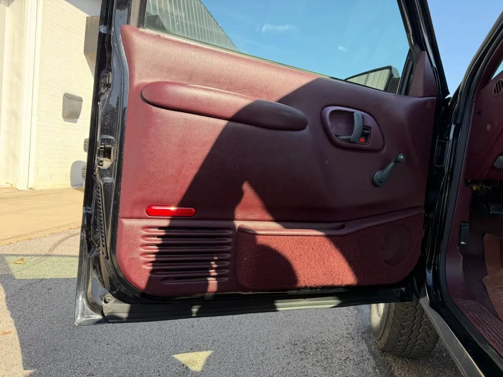 Chevrolet 1500 photo 19