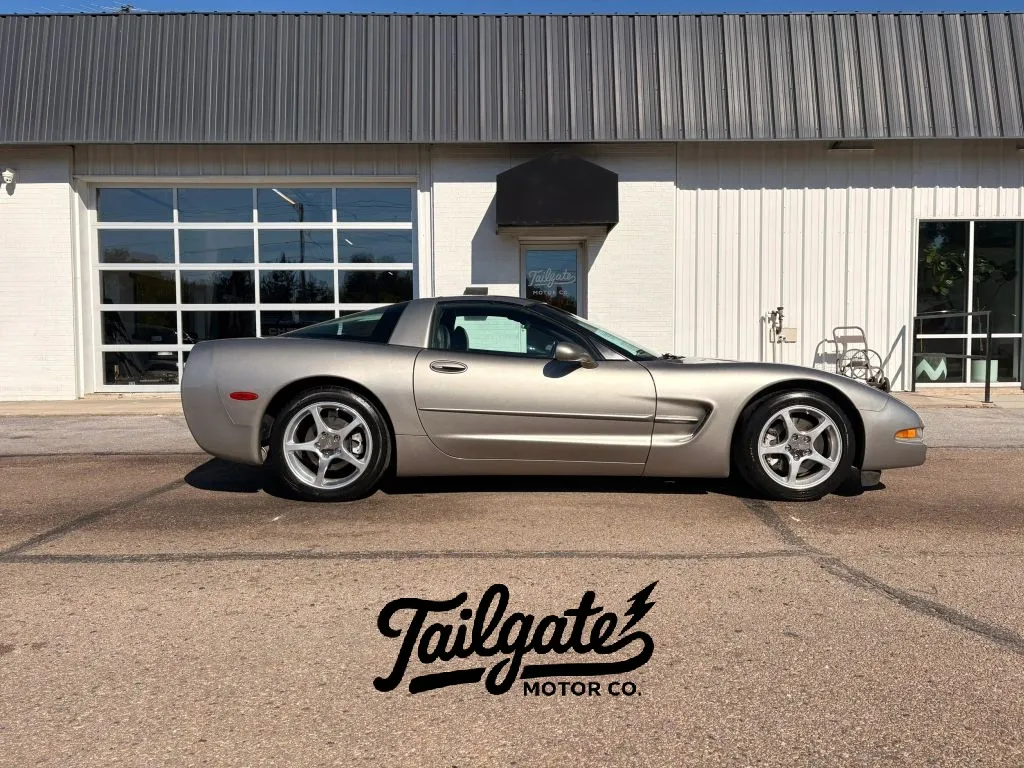Silver 2000 Chevrolet Corvette Coupe 2D for sale in Fremont, NE