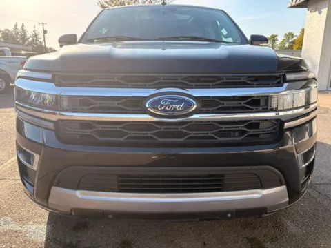 Another view of 2024 Ford Expedition Limited Sport Utility 4D for sale in Fremont, NE at Tailgate Motor Co. (Fremont North)