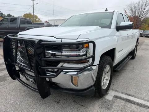 More photos of 2018 Chevrolet Silverado 1500 Double Cab LT Pickup 4D 6 1/2 ft at Tailgate Motor Co. (Fremont North), NE