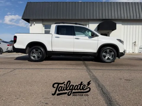 White 2023 Honda Ridgeline RTL-E Pickup 4D 5 ft for sale in Fremont, NE