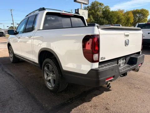 More photos of 2023 Honda Ridgeline RTL-E Pickup 4D 5 ft at Tailgate Motor Co. (Fremont North), NE