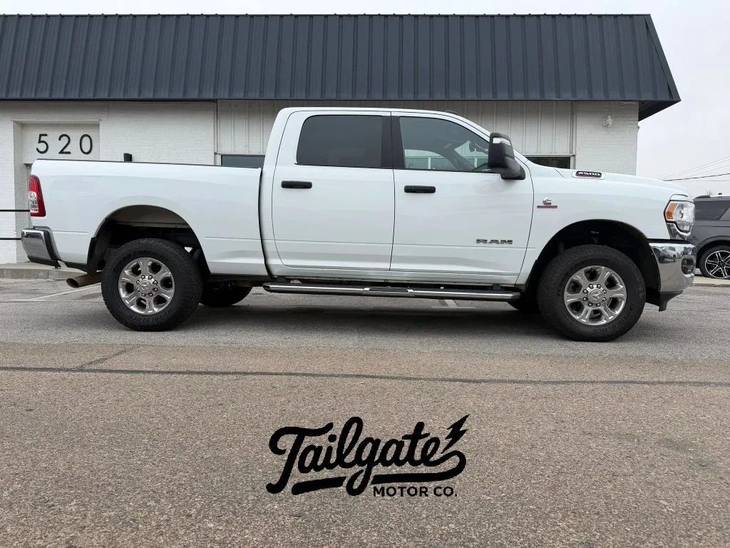 White 2024 Ram 2500 Crew Cab Big Horn Pickup 4D 6 1/3 ft for sale in Fremont, NE