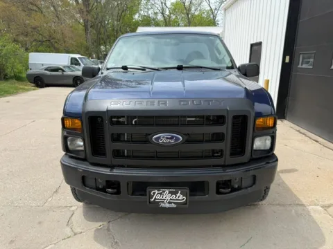 Another view of 2008 Ford F250 Super Duty Regular Cab XL Pickup 2D 8 ft for sale in Wahoo, NE at Tailgate Motor Co. (Wahoo)