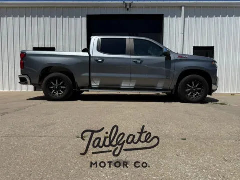 Gray 2019 Chevrolet Silverado 1500 Crew Cab LT Pickup 4D 5 3/4 ft for sale in Wahoo, NE