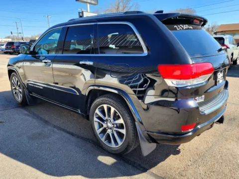 More photos of 2018 Jeep Grand Cherokee Overland Sport Utility 4D at Tailgate Motor Co. (Wahoo), NE