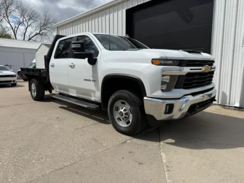 Photos of 2024 Chevrolet Silverado 2500 HD Crew Cab LT Pickup 4D 8 ft for sale in Wahoo, NE at Tailgate Motor Co. (Wahoo)