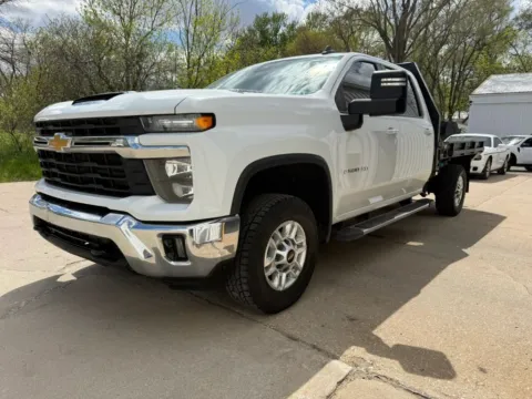 More photos of 2024 Chevrolet Silverado 2500 HD Crew Cab LT Pickup 4D 8 ft at Tailgate Motor Co. (Wahoo), NE