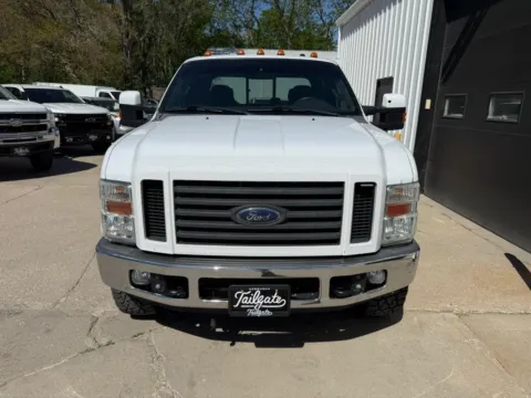 Another view of 2008 Ford F350 Super Duty Crew Cab FX4 Pickup 4D 6 3/4 ft for sale in Wahoo, NE at Tailgate Motor Co. (Wahoo)