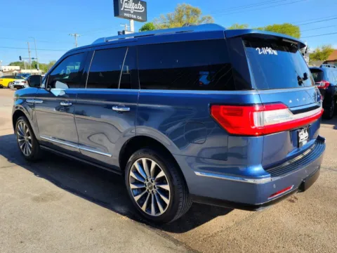 More photos of 2018 Lincoln Navigator Select Sport Utility 4D at Tailgate Motor Co. (Wahoo), NE