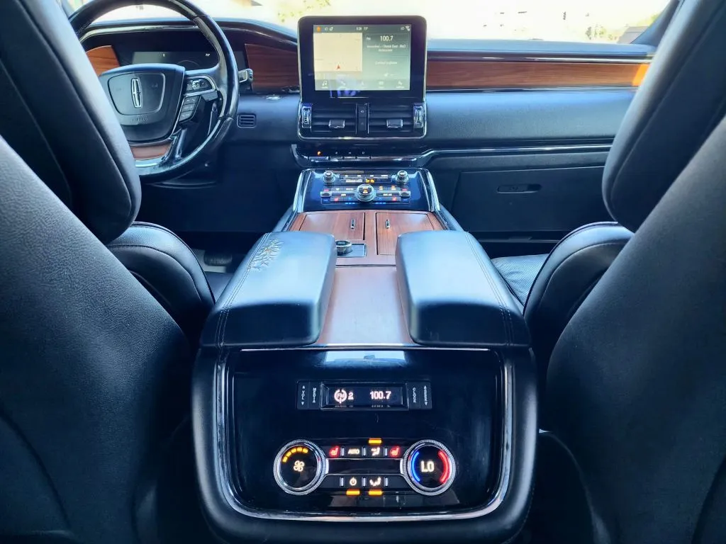 2018 Lincoln Navigator Select - Photo 18