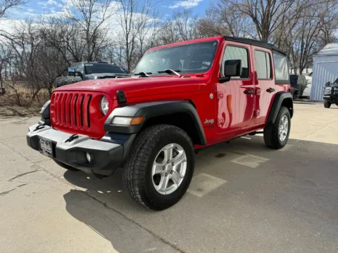 More photos of 2019 Jeep Wrangler Unlimited Sport S Sport Utility 4D at Tailgate Motor Co. (Wahoo), NE