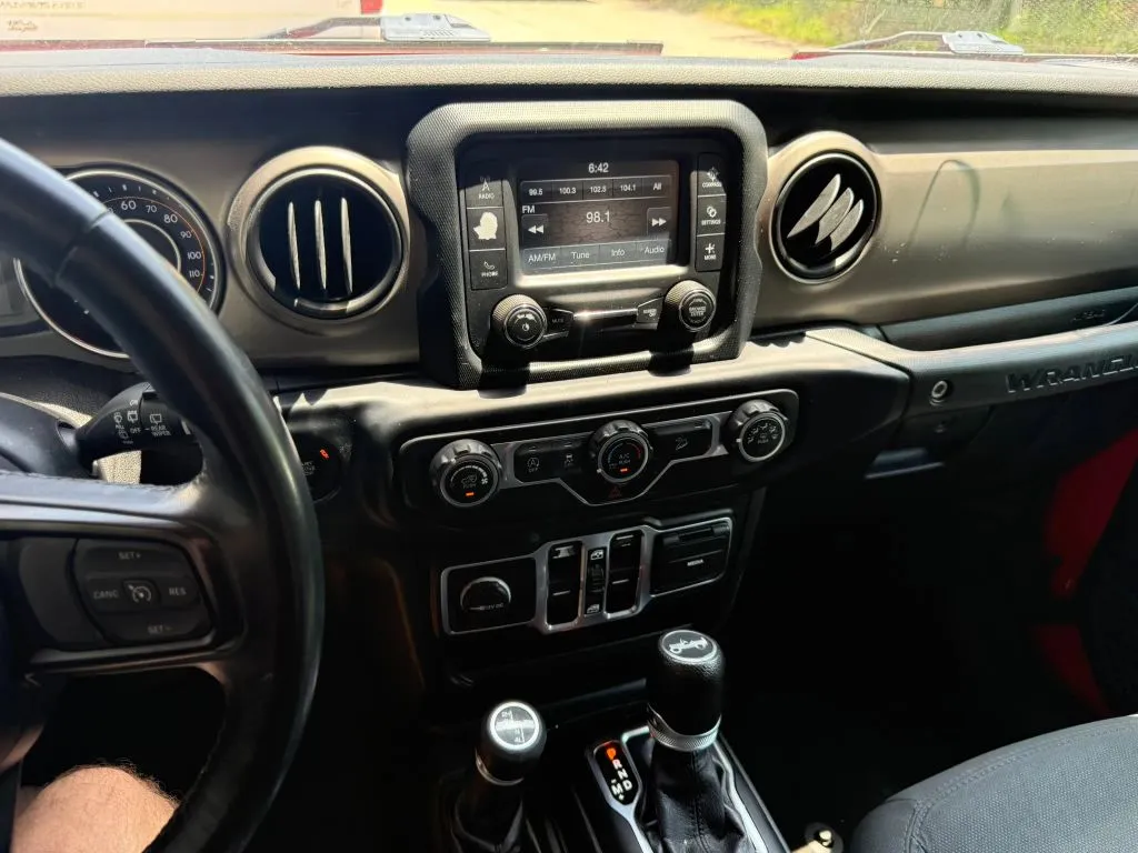 2019 Jeep Wrangler Unlimited Sport S - Photo 19