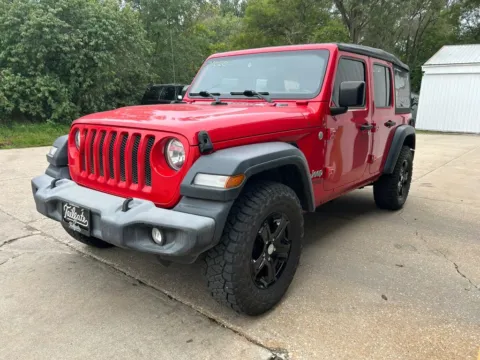 More photos of 2019 Jeep Wrangler Unlimited Sport S Sport Utility 4D at Tailgate Motor Co. (Wahoo), NE