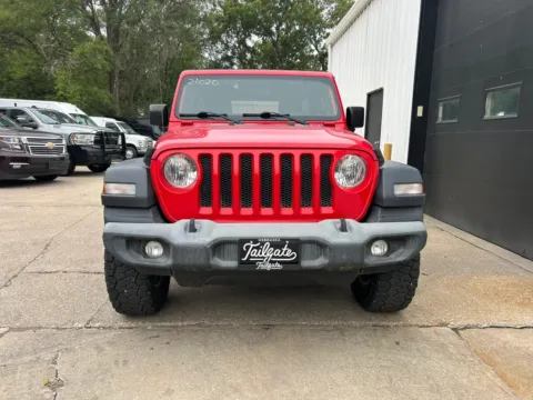 Another view of 2019 Jeep Wrangler Unlimited Sport S Sport Utility 4D for sale in Wahoo, NE at Tailgate Motor Co. (Wahoo)