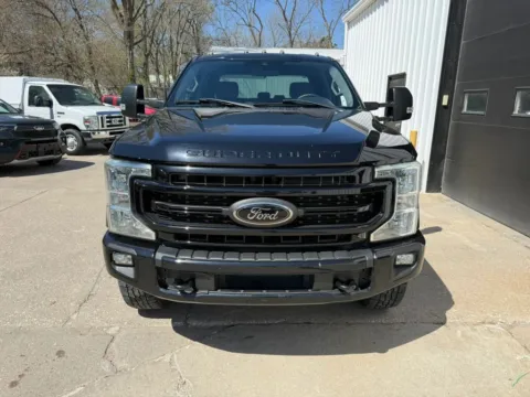Another view of 2022 Ford F250 Super Duty Crew Cab XLT Pickup 4D 6 3/4 ft for sale in Wahoo, NE at Tailgate Motor Co. (Wahoo)