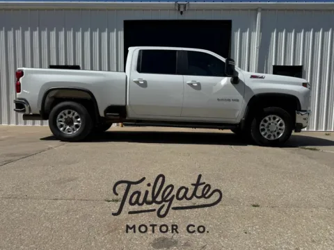 White 2020 Chevrolet Silverado 2500 HD Crew Cab LT Pickup 4D 6 1/2 ft for sale in Wahoo, NE