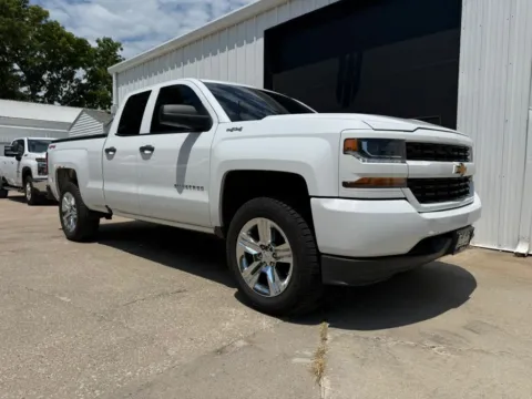 Photos of 2016 Chevrolet Silverado 1500 Double Cab Custom Pickup 4D 6 1/2 ft for sale in Wahoo, NE at Tailgate Motor Co. (Wahoo)