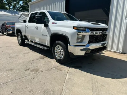 Photos of 2023 Chevrolet Silverado 2500 HD Crew Cab LT Pickup 4D 6 1/2 ft for sale in Wahoo, NE at Tailgate Motor Co. (Wahoo)