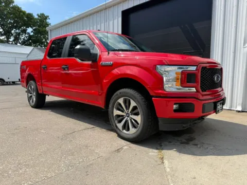 Photos of 2019 Ford F-150 SuperCrew Cab XL Pickup 4D 5 1/2 ft for sale in Wahoo, NE at Tailgate Motor Co. (Wahoo)