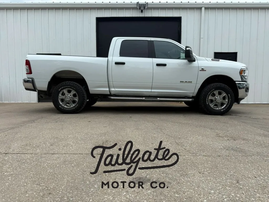 White 2024 Ram 2500 Crew Cab Big Horn Pickup 4D 6 1/3 ft for sale in Wahoo, NE