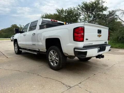 More photos of 2016 Chevrolet Silverado 2500 HD Crew Cab High Country Pickup 4D 6 1/2 ft at Tailgate Motor Co. (Wahoo), NE