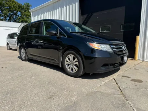 Photos of 2016 Honda Odyssey EX-L Minivan 4D for sale in Wahoo, NE at Tailgate Motor Co. (Wahoo)