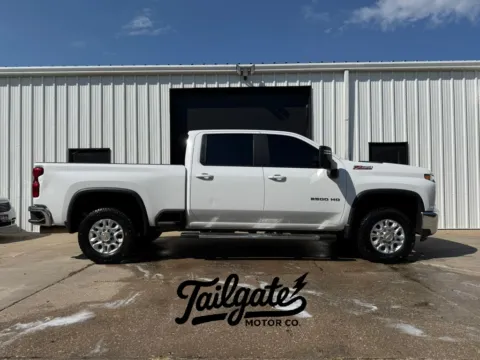 White 2023 Chevrolet Silverado 2500 HD Crew Cab LT Pickup 4D 6 1/2 ft for sale in Wahoo, NE