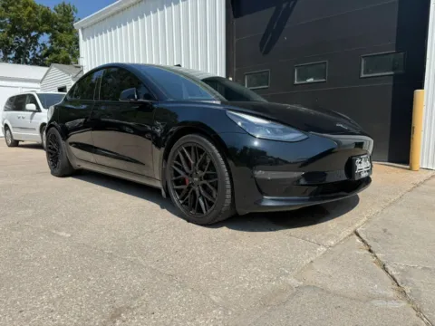 Photos of 2021 Tesla Model 3 Performance Sedan 4D for sale in Wahoo, NE at Tailgate Motor Co. (Wahoo)