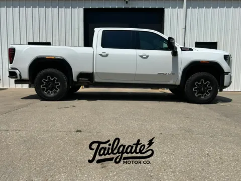 White 2024 GMC Sierra 2500 HD Crew Cab AT4 Pickup 4D 6 1/2 ft for sale in Wahoo, NE