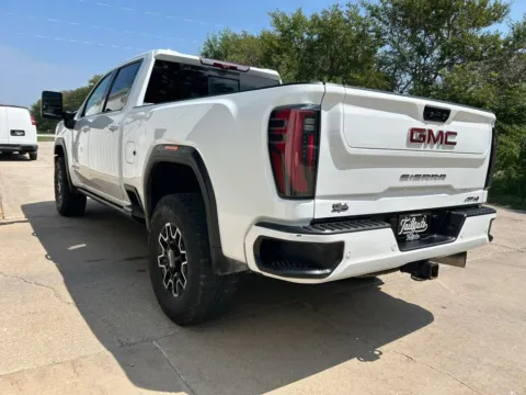 More photos of 2024 GMC Sierra 2500 HD Crew Cab AT4 Pickup 4D 6 1/2 ft at Tailgate Motor Co. (Wahoo), NE