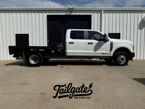 White 2024 Ford F350 Super Duty Crew Cab & Chassis XL Cab & Chassis 4D for sale in Wahoo, NE