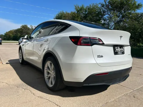 More photos of 2021 Tesla Model Y Long Range Sport Utility 4D at Tailgate Motor Co. (Wahoo), NE