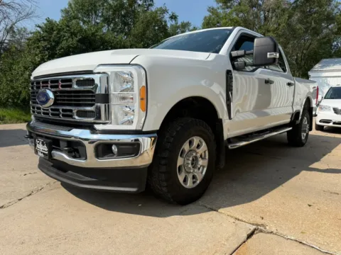 More photos of 2023 Ford F250 Super Duty Crew Cab XLT Pickup 4D 6 3/4 ft at Tailgate Motor Co. (Wahoo), NE