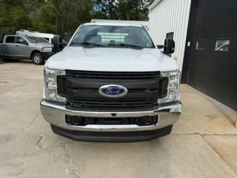 Another view of 2019 Ford F250 Super Duty Crew Cab XL Pickup 4D 8 ft for sale in Wahoo, NE at Tailgate Motor Co. (Wahoo)