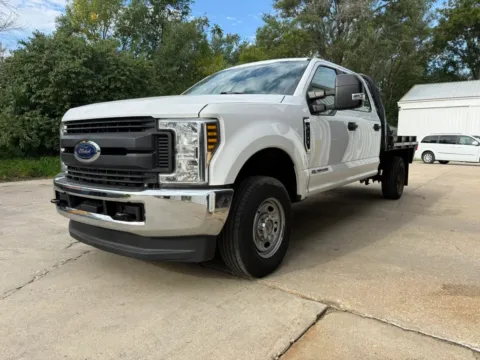 More photos of 2019 Ford F250 Super Duty Crew Cab XL Pickup 4D 8 ft at Tailgate Motor Co. (Wahoo), NE