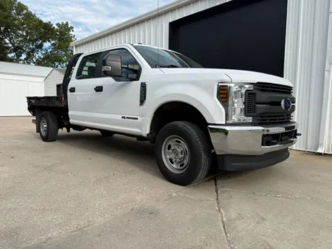 Photos of 2019 Ford F250 Super Duty Crew Cab XL Pickup 4D 8 ft for sale in Wahoo, NE at Tailgate Motor Co. (Wahoo)