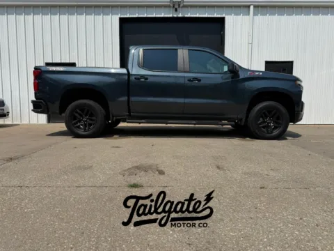 Gray 2021 Chevrolet Silverado 1500 Crew Cab LT Trail Boss Pickup 4D 5 3/4 ft for sale in Wahoo, NE