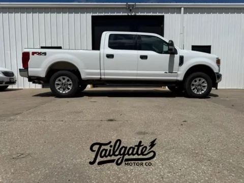 White 2022 Ford F250 Super Duty Crew Cab XLT Pickup 4D 6 3/4 ft for sale in Wahoo, NE