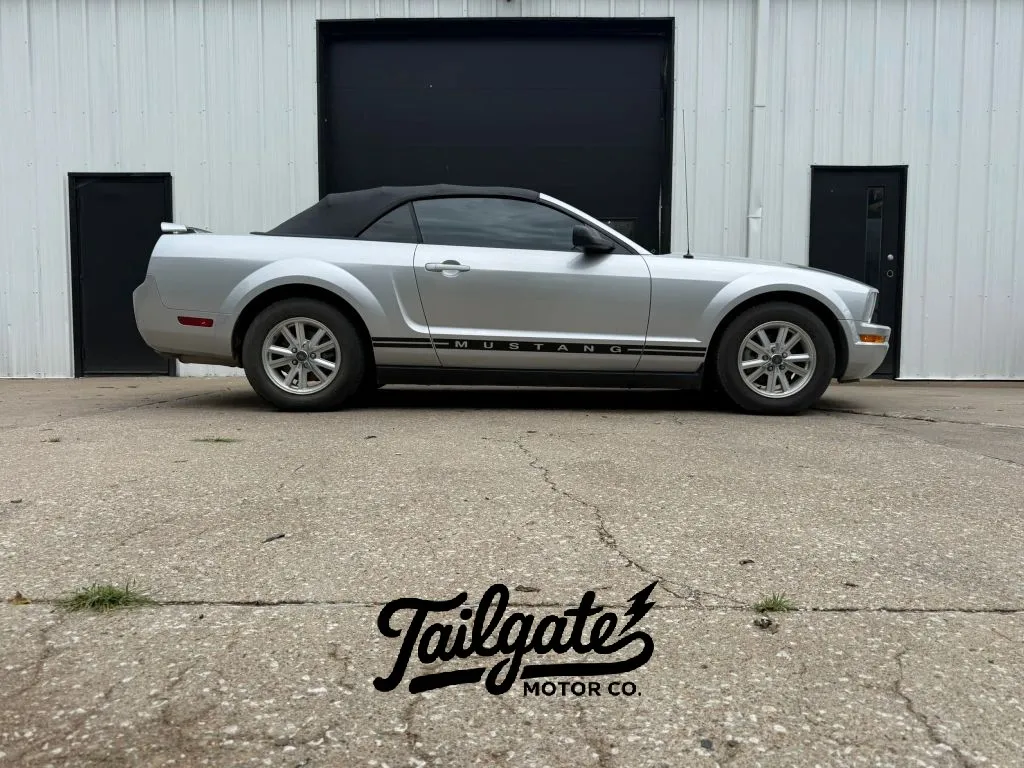 Silver 2007 Ford Mustang Deluxe Convertible 2D for sale in Wahoo, NE