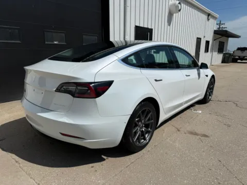 More photos of 2020 Tesla Model 3 Long Range Sedan 4D at Tailgate Motor Co. (Wahoo), NE
