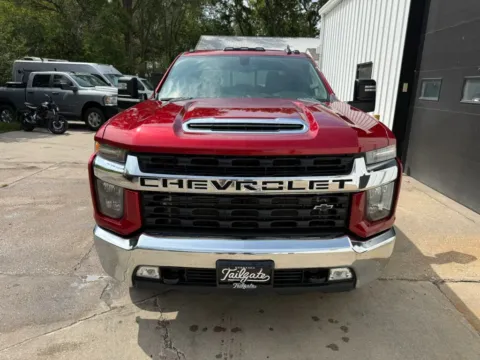 Another view of 2022 Chevrolet Silverado 3500 HD Crew Cab LT Pickup 4D 8 ft for sale in Wahoo, NE at Tailgate Motor Co. (Wahoo)