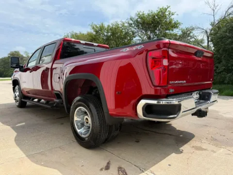 More photos of 2022 Chevrolet Silverado 3500 HD Crew Cab LT Pickup 4D 8 ft at Tailgate Motor Co. (Wahoo), NE
