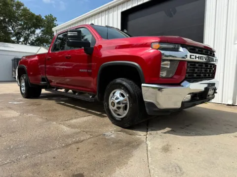 Photos of 2022 Chevrolet Silverado 3500 HD Crew Cab LT Pickup 4D 8 ft for sale in Wahoo, NE at Tailgate Motor Co. (Wahoo)