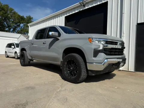 Photos of 2024 Chevrolet Silverado 1500 Crew Cab LT Pickup 4D 5 3/4 ft for sale in Wahoo, NE at Tailgate Motor Co. (Wahoo)